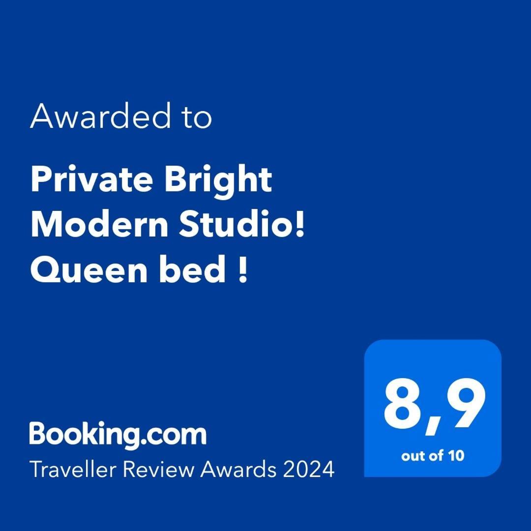 Private Bright Modern Studio! Queen Bed ! Victoria Exterior photo